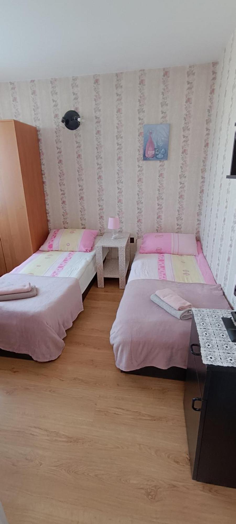 Gucio Homestay *